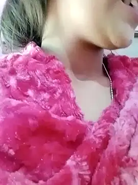 Snapshot of Bulbul_02 chatting on 02-13-25, 05:37 Bulbul 02 online show from 02-13-25, 05:37