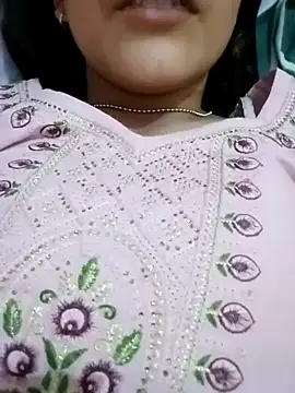 Snapshot of Bulbul_02 chatting on 03-07-25, 10:56 Bulbul 02 online show from 03-07-25, 10:56