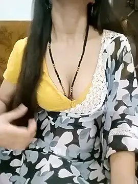 Snapshot of Bulbul_02 chatting on 09-24-25, 05:11 Bulbul 02 online show from 09-24-25, 05:11