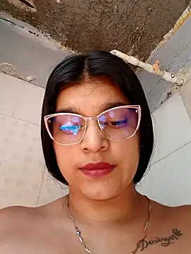 naughty-girl01 online show from 03-09-25, 04:33