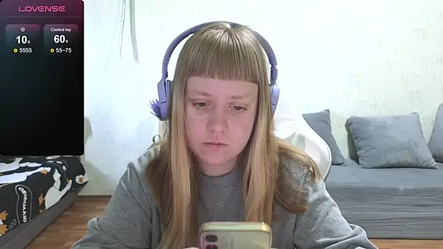 June shy0 online show from 06-08-26, 07:31