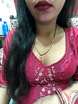 Snapshot of Sharmila-Singh chatting on 10-28-25, 05:48 Sharmila-Singh online show from 10-28-25, 05:48