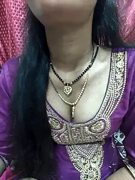 Snapshot of Sharmila-Singh chatting on 11-03-25, 05:31 Sharmila-Singh online show from 11-03-25, 05:31