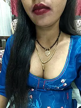 Snapshot of Sharmila-Singh chatting on 11-04-25, 05:45 Sharmila-Singh online show from 11-04-25, 05:45