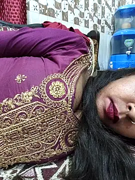 Snapshot of Sharmila-Singh chatting on 11-09-25, 08:51 Sharmila-Singh online show from 11-09-25, 08:51