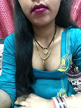 Snapshot of Sharmila-Singh chatting on 11-12-25, 05:35 Sharmila-Singh online show from 11-12-25, 05:35