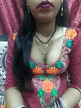 Snapshot of Sharmila-Singh chatting on 11-18-25, 06:01 Sharmila-Singh online show from 11-18-25, 06:01