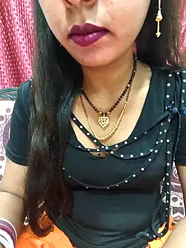 Snapshot of Sharmila-Singh chatting on 11-20-25, 04:56 Sharmila-Singh online show from 11-20-25, 04:56