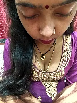 Snapshot of Sharmila-Singh chatting on 11-28-25, 06:21 Sharmila-Singh online show from 11-28-25, 06:21