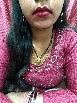 Snapshot of Sharmila-Singh chatting on 12-14-25, 12:16 Sharmila-Singh online show from 12-14-25, 12:16