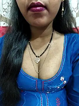 Snapshot of Sharmila-Singh chatting on 05-04-26, 05:36 Sharmila-Singh online show from 05-04-26, 05:36