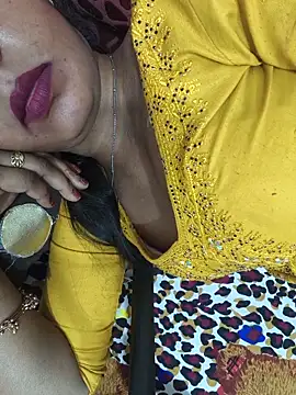 Snapshot of Sharmila-Singh chatting on 05-14-26, 09:10 Sharmila-Singh online show from 05-14-26, 09:10