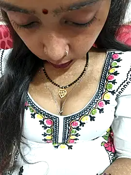 Snapshot of Sharmila-Singh chatting on 06-01-26, 06:53 Sharmila-Singh online show from 06-01-26, 06:53