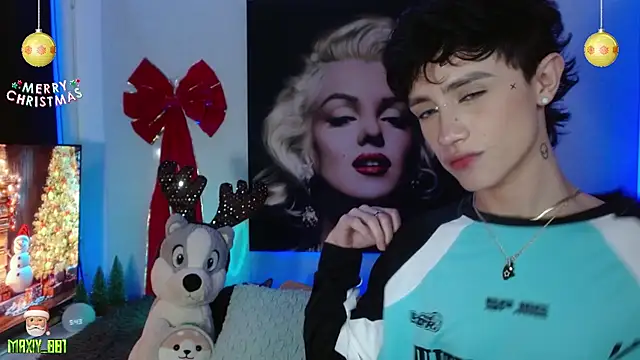 maxiy 001 online show from 12-14-24, 10:45