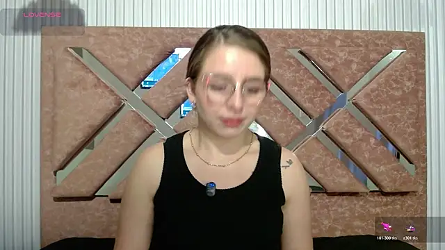 Snapshot of _isaabellaa chatting on 06-22-26, 02:47 isaabellaa online show from 06-22-26, 02:47