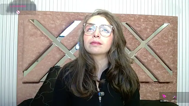Snapshot of _isaabellaa chatting on 06-23-26, 01:09 isaabellaa online show from 06-23-26, 01:09