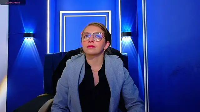 Snapshot of _isaabellaa chatting on 06-26-26, 03:27 isaabellaa online show from 06-26-26, 03:27
