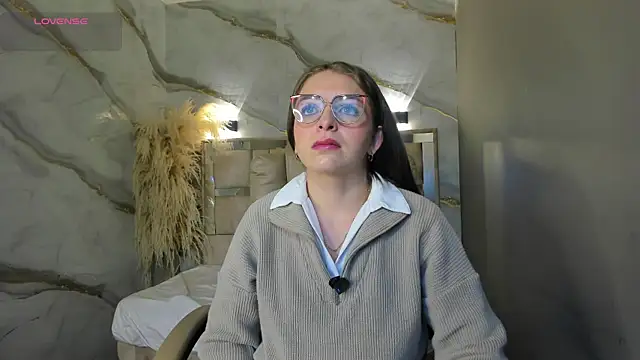 Snapshot of _isaabellaa chatting on 07-04-26, 02:56 isaabellaa online show from 07-04-26, 02:56