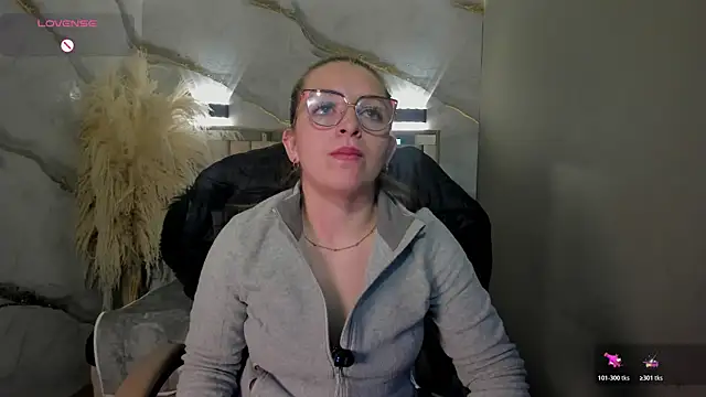 Snapshot of _isaabellaa chatting on 07-30-26, 12:59 isaabellaa online show from 07-30-26, 12:59