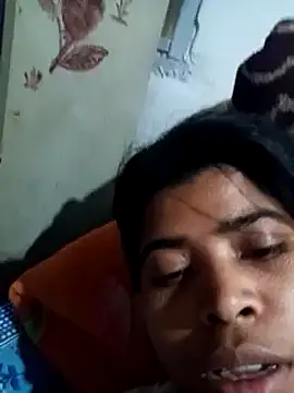 Snapshot of Queen_suman chatting on 01-13-25, 06:06 Queen suman online show from 01-13-25, 06:06