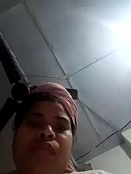 Snapshot of Queen_suman chatting on 02-01-25, 08:18 Queen suman online show from 02-01-25, 08:18