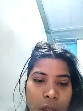 Snapshot of Queen_suman chatting on 02-28-25, 03:04 Queen suman online show from 02-28-25, 03:04