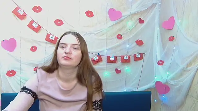 Snapshot of FreyaDak chatting on 02-18-25, 03:21 FreyaDak online show from 02-18-25, 03:21