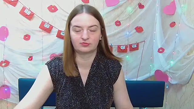 Snapshot of FreyaDak chatting on 03-10-25, 06:01 FreyaDak online show from 03-10-25, 06:01