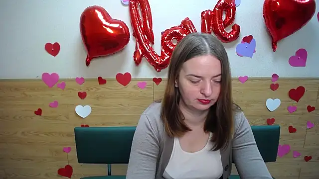 Snapshot of FreyaDak chatting on 03-15-25, 06:03 FreyaDak online show from 03-15-25, 06:03