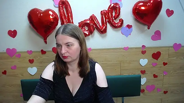 Snapshot of FreyaDak chatting on 03-22-25, 03:09 FreyaDak online show from 03-22-25, 03:09