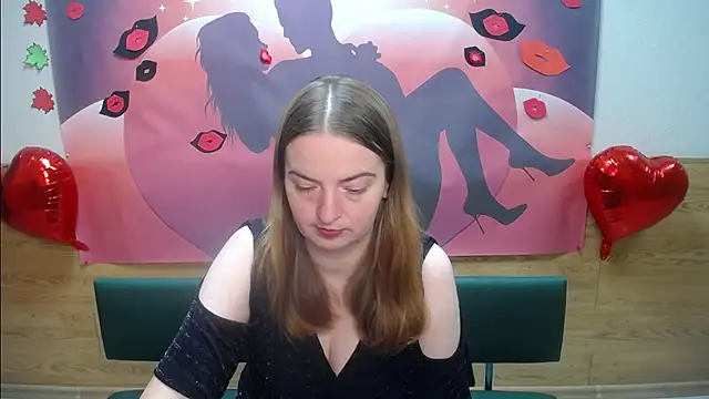 Snapshot of FreyaDak chatting on 10-05-25, 05:06 FreyaDak online show from 10-05-25, 05:06