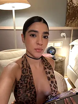 Olivia Collins1 online show from 12-04-25, 12:42