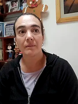 skayhot  online show from 12-05-25, 01:20