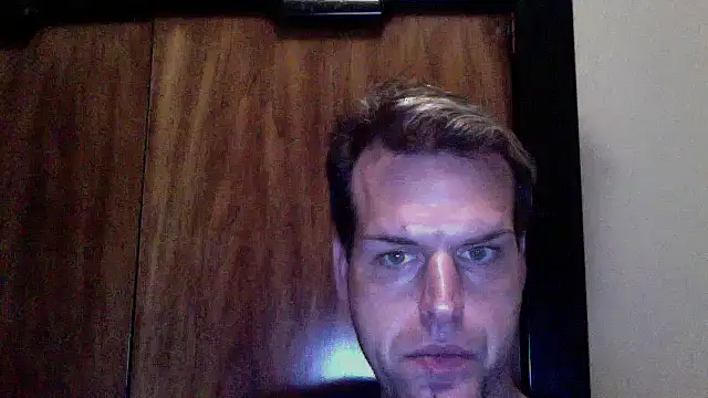 Snapshot of Dreagon79 chatting on 03-10-26, 09:58 Dreagon79 online show from 03-10-26, 09:58