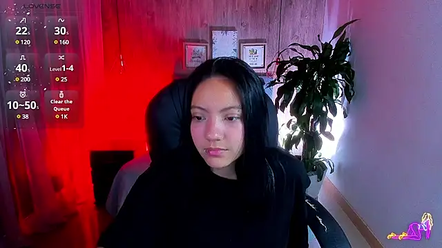 Snapshot of miichael_black chatting on 02-04-25, 01:06 miichael black online show from 02-04-25, 01:06