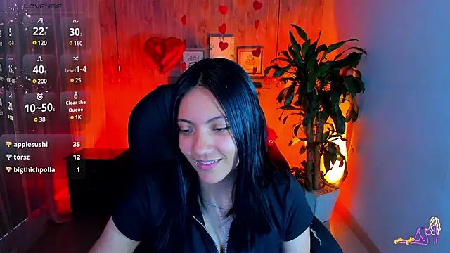 Snapshot of miichael_black chatting on 02-12-25, 04:00 miichael black online show from 02-12-25, 04:00