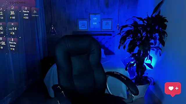 Snapshot of miichael_black chatting on 02-27-25, 01:38 miichael black online show from 02-27-25, 01:38
