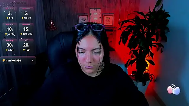 Snapshot of miichael_black chatting on 03-16-25, 05:07 miichael black online show from 03-16-25, 05:07
