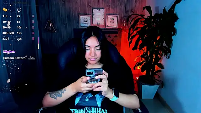 Snapshot of miichael_black chatting on 10-12-25, 09:41 miichael black online show from 10-12-25, 09:41
