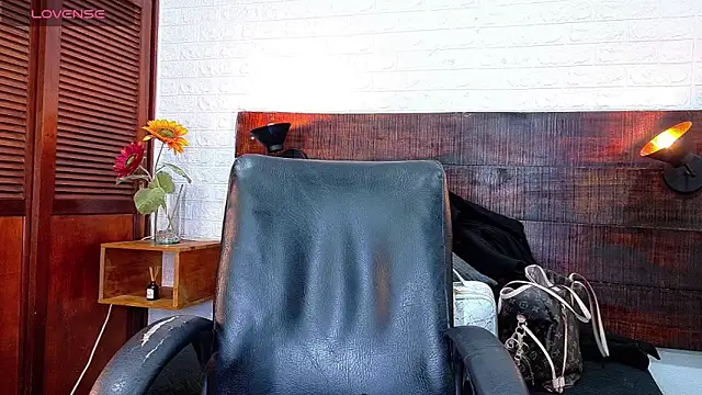 Celeste sanz online show from 11-23-25, 10:48