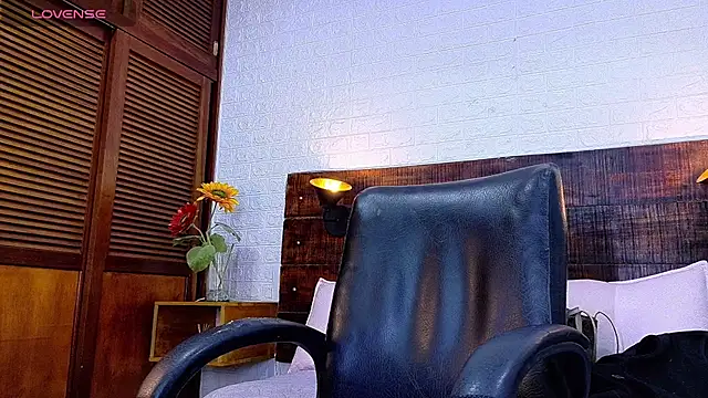 Celeste sanz online show from 11-30-25, 11:58