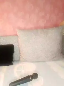 Cat Sharisa online show from 02-11-25, 02:57