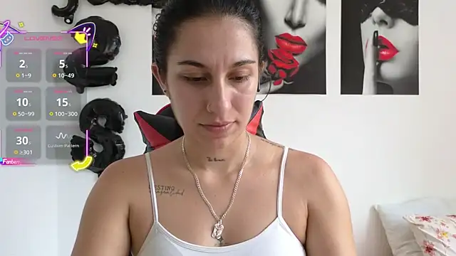 Snapshot of tammyandrade_ chatting on 03-03-26, 05:08 tammyandrade online show from 03-03-26, 05:08