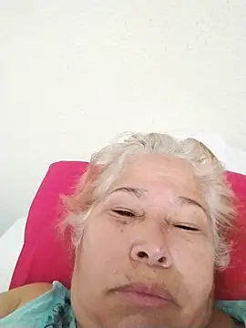 girl amada online show from 11-24-25, 01:22