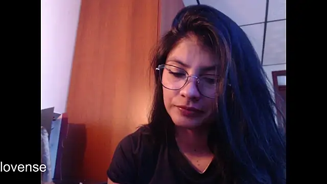 hanna beili online show from 07-28-26, 07:39