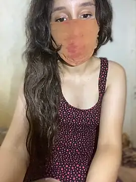 Snapshot of Chahrazad66 chatting on 09-25-25, 12:47 Chahrazad66 online show from 09-25-25, 12:47