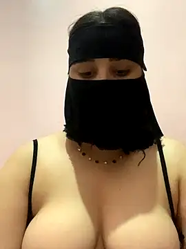 Snapshot of Miss-Soka chatting on 12-07-24, 05:26 Miss-Soka online show from 12-07-24, 05:26