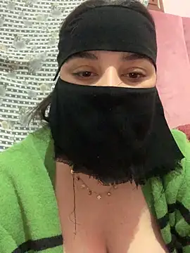 Snapshot of Miss-Soka chatting on 01-28-25, 06:49 Miss-Soka online show from 01-28-25, 06:49