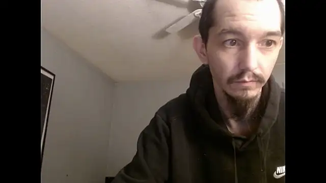 Snapshot of VanceFontaine chatting on 11-19-25, 04:34 VanceFontaine online show from 11-19-25, 04:34