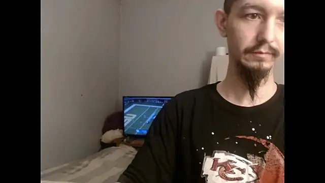 Snapshot of VanceFontaine chatting on 12-04-25, 03:05 VanceFontaine online show from 12-04-25, 03:05